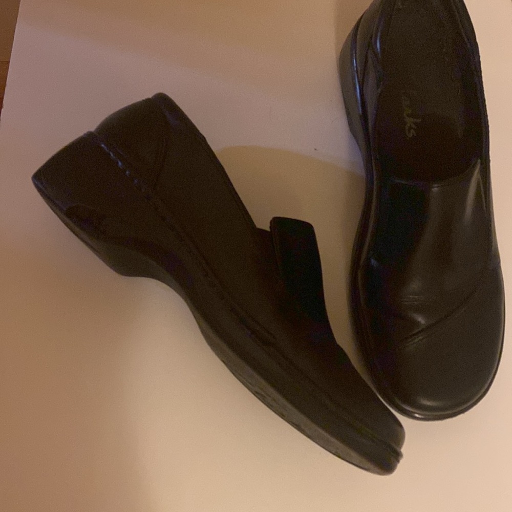 Clarks - Picture 2 of 6